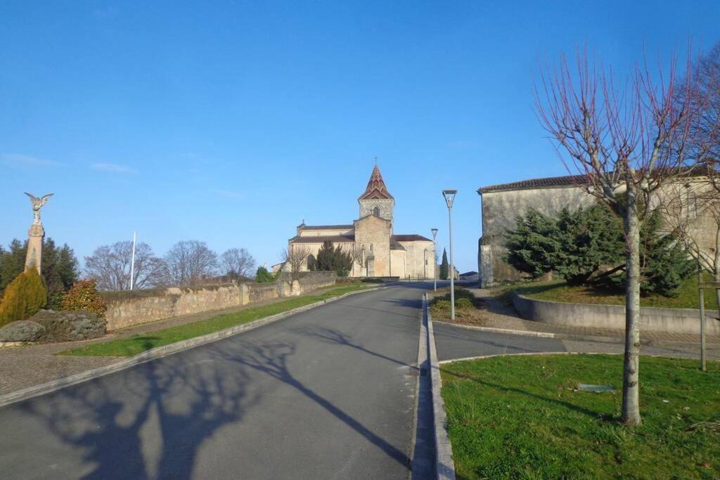 Grange La Bigarderie Vila Blaye-et-Sainte-Luce Exterior foto
